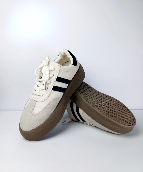 Preloved Two-Stripe Retro Sneakers – Off-White & Black - Image 2