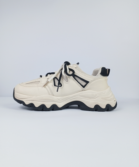 Retro Comfort Sneakers – Cream & Black