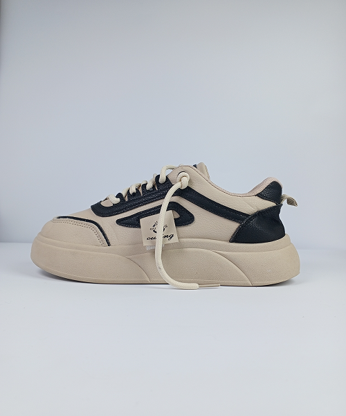 Chunky Casual Sneakers – Cream & Black