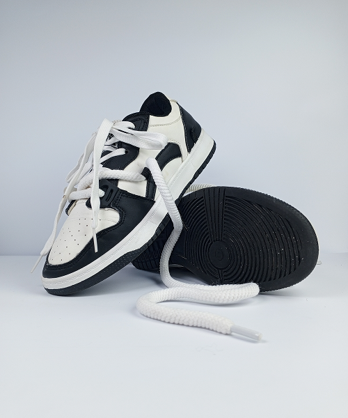 Panda-Style Black & White Sneakers with Rope Laces - Image 2