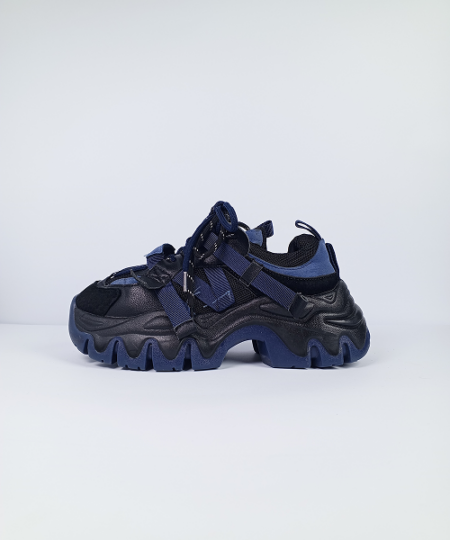 Rugged Street Sneakers – Black & Navy